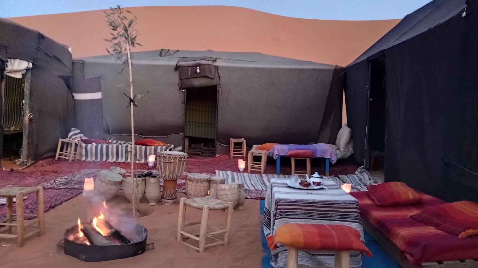Gambi Camp Hotel Adrouine Exterior photo